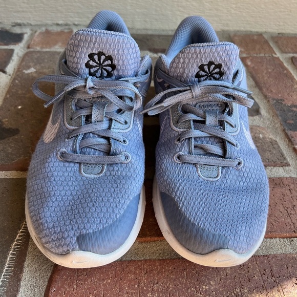 Nike Flex Experience Run 10 Women’s Running Shoes - Size 7.5 - Picture 1 of 5